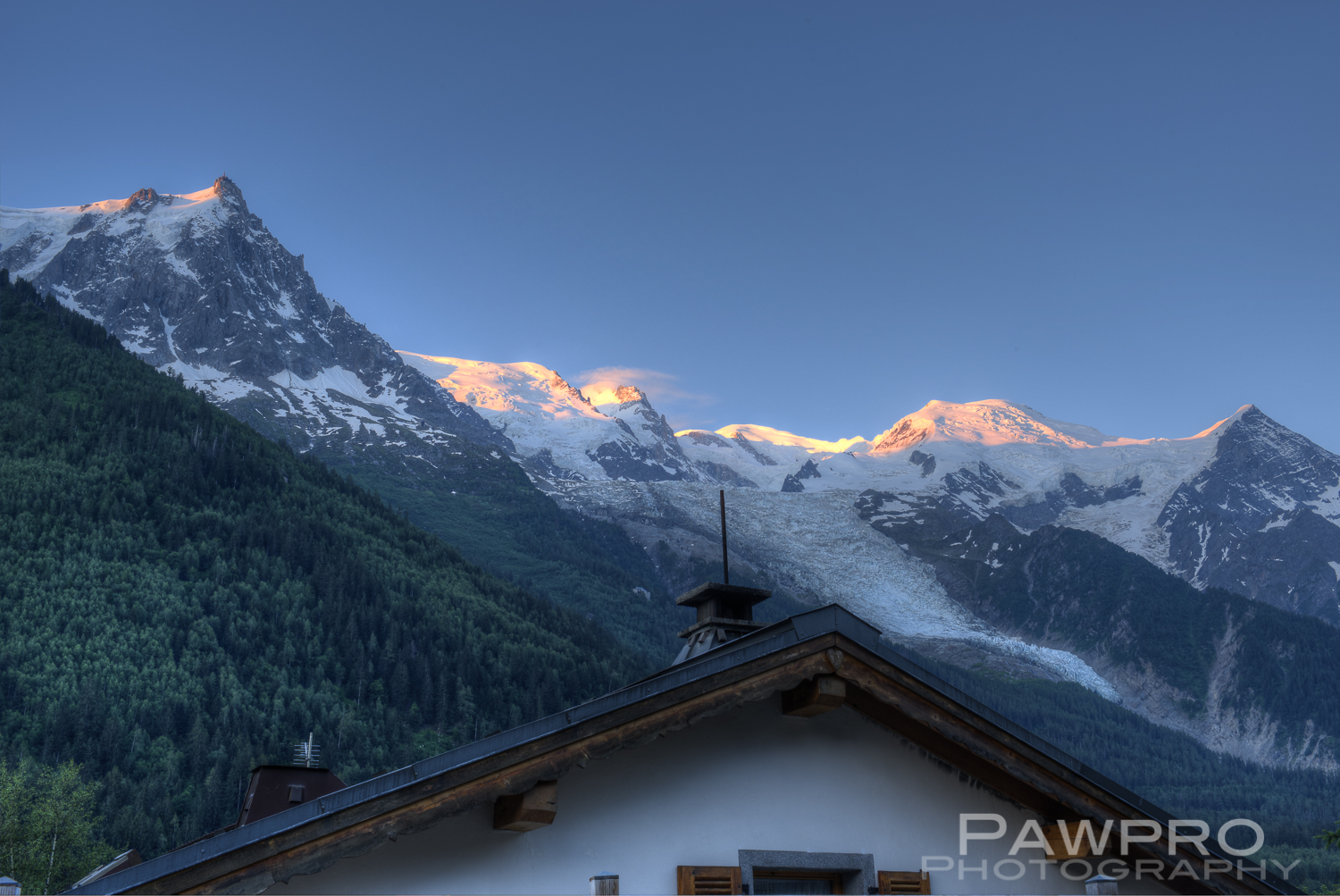 _PAW8307_08_09_10_tonemapped